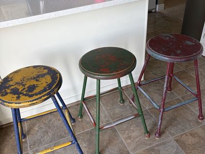 4 Metal Bar Stools
