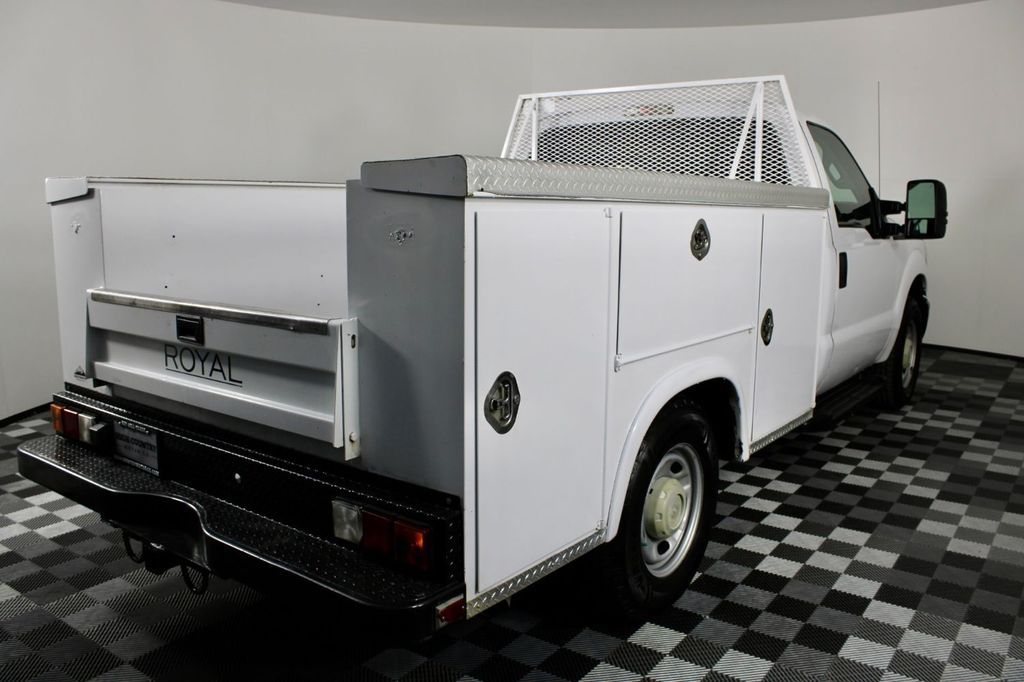 Main image 7