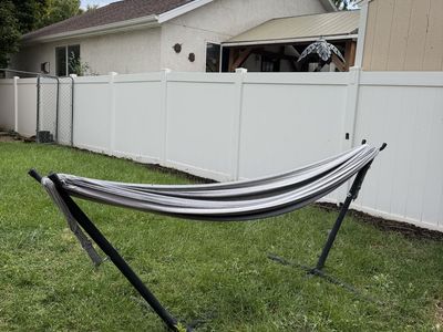 Free-Standing Fabric Hammock with Metal Stand