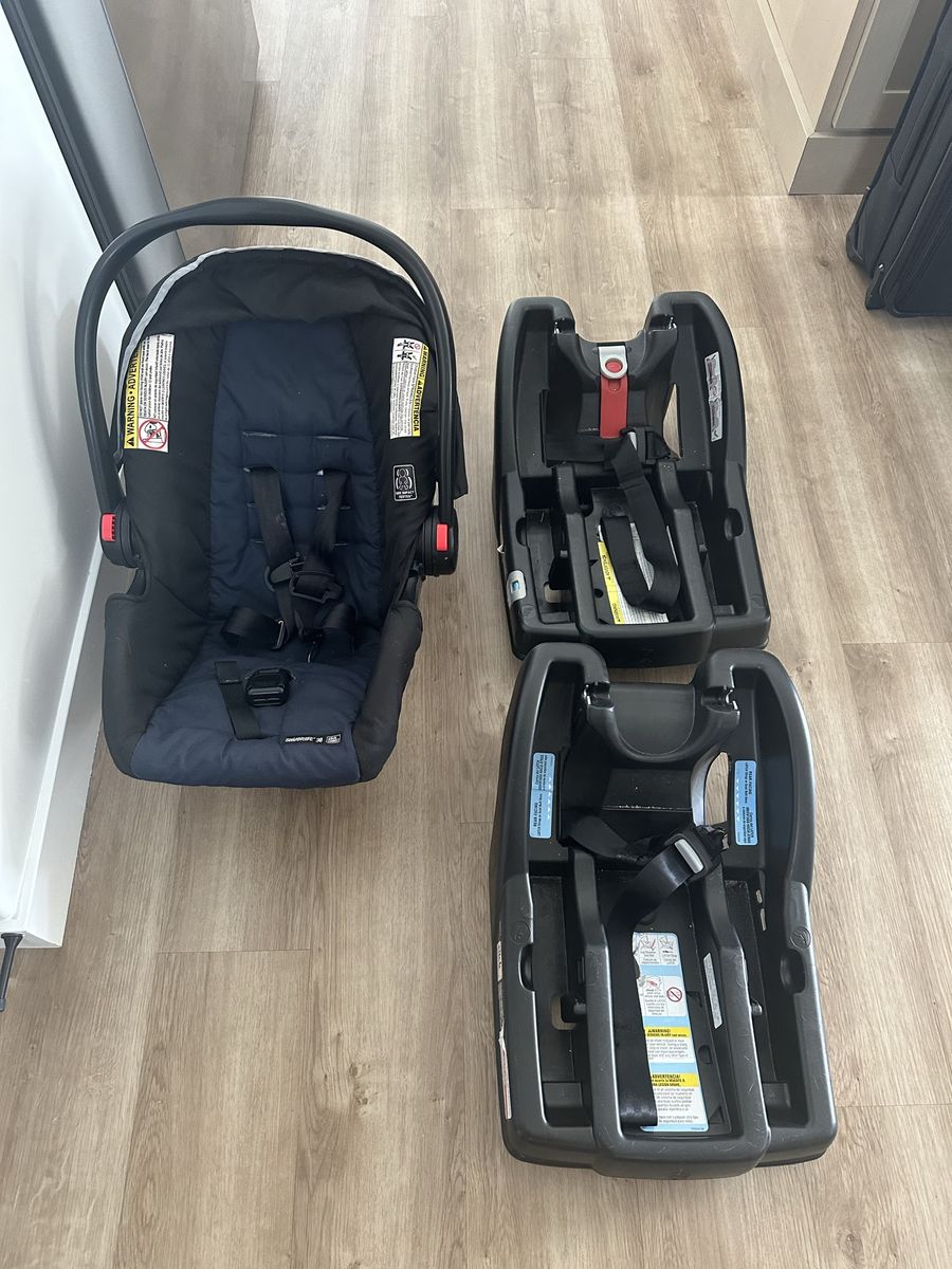 Graco Snugride 30 and two bases