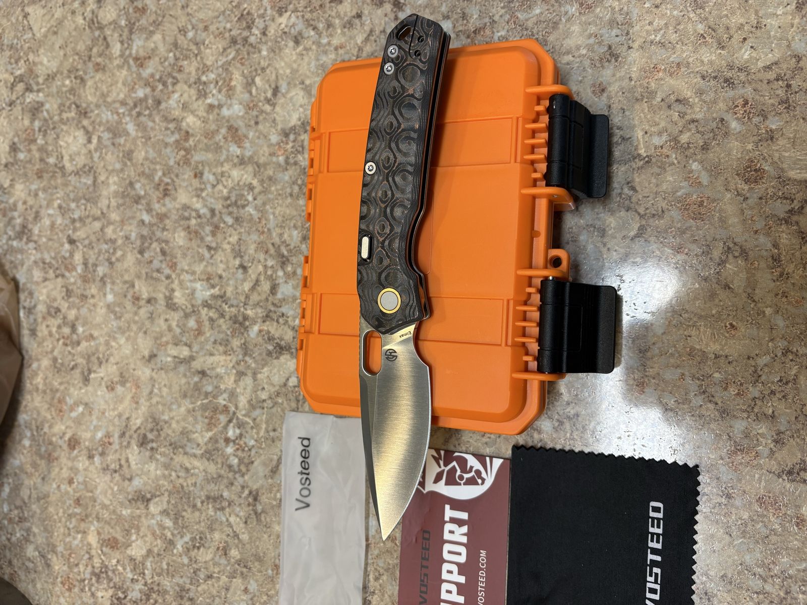 Knives, Vosteed Psyop Folding Knife, Fat Carbon Fiber, Copper Pattern Scales.