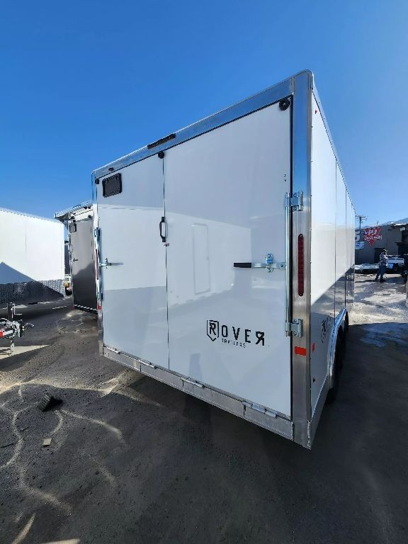 Main image 6