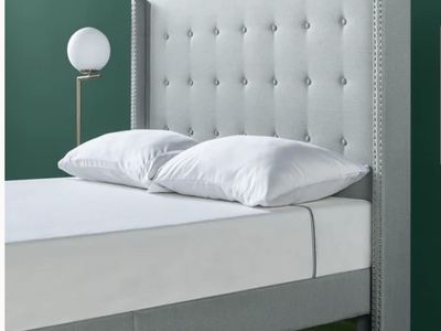 Brand new queen size bed with mattress