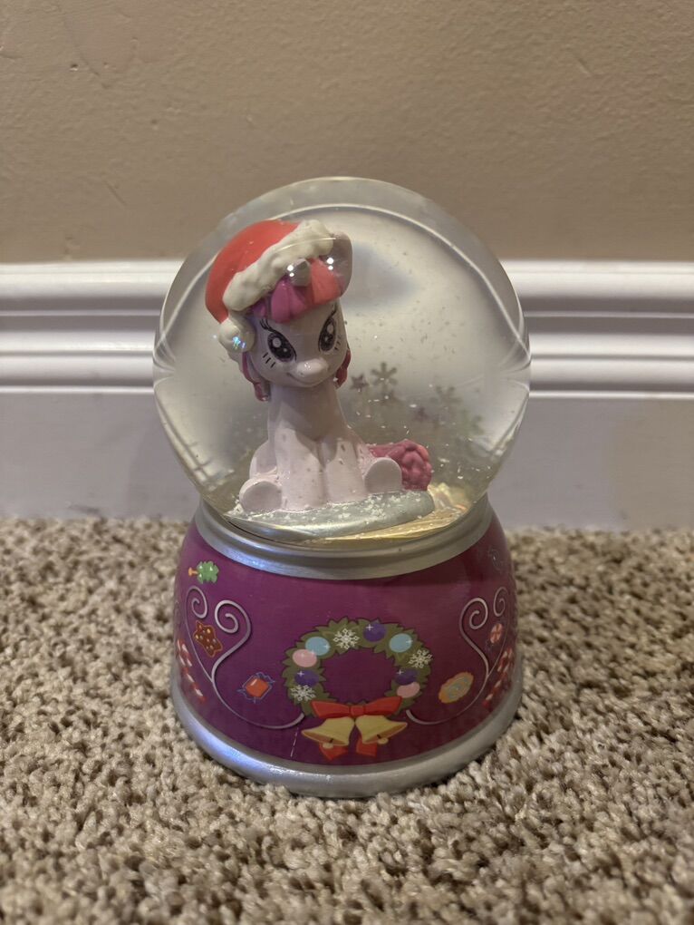 My Little Pony Snow Globe
