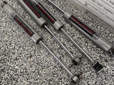 Jeep Wrangler Shocks (Rough country)