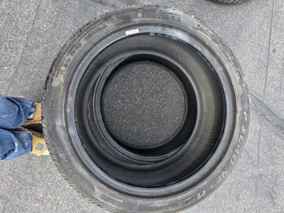 Pirelli P Zero Nero All Season 275/40R19 Used Tires - Pair