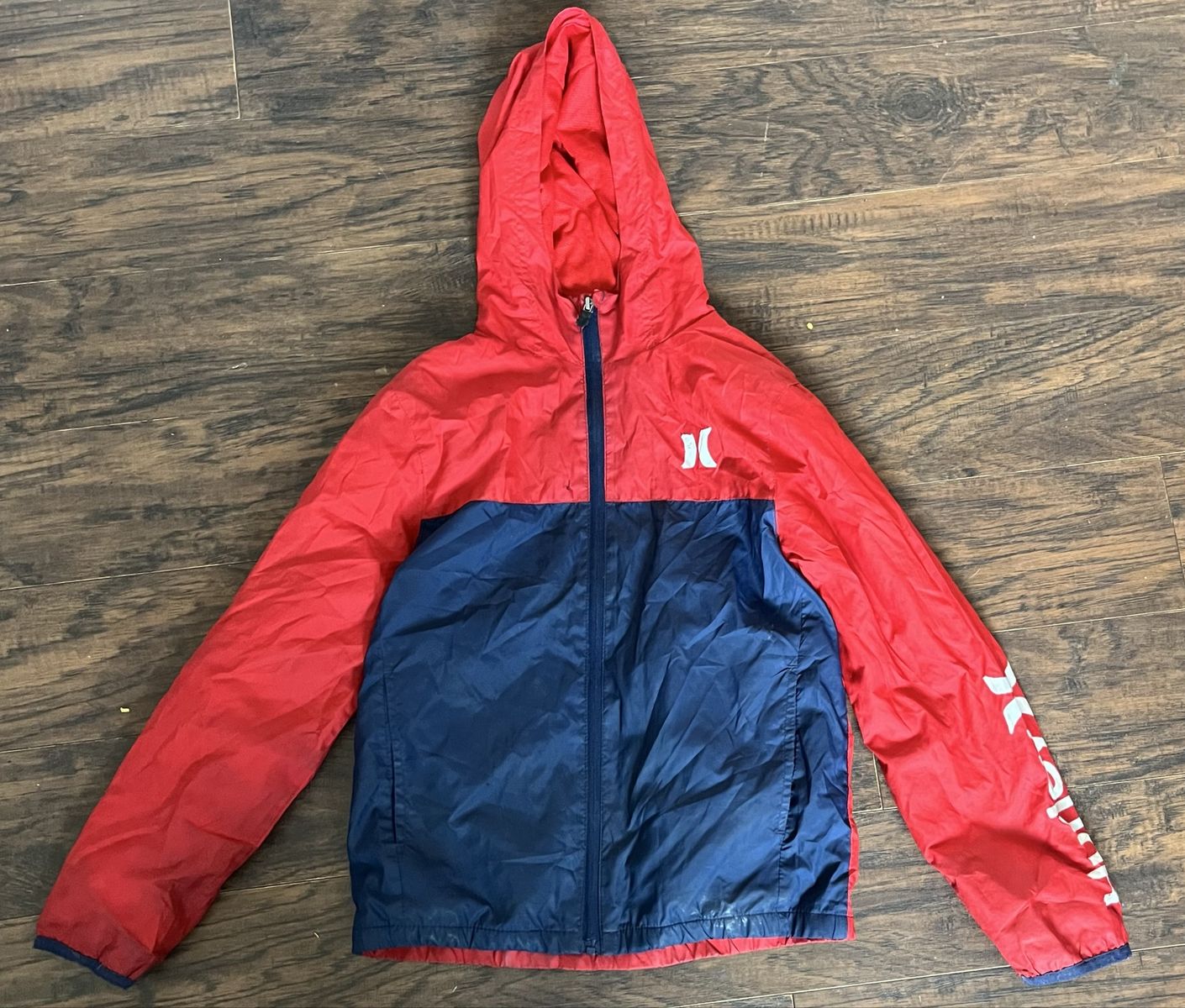 Hurley windbreaker 