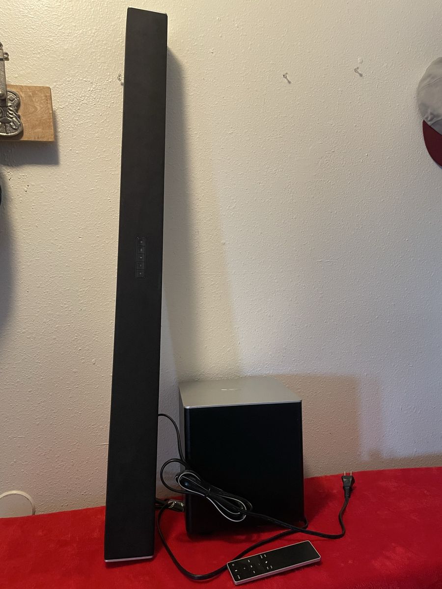 Vizio sound bar and subwoofer