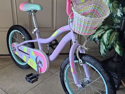 Kids Bike Schwinn 16" Iris Bike