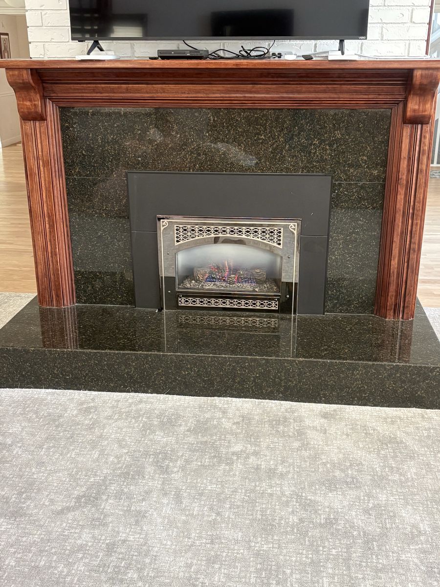 Beautiful Hearth w/ gas Fireplace