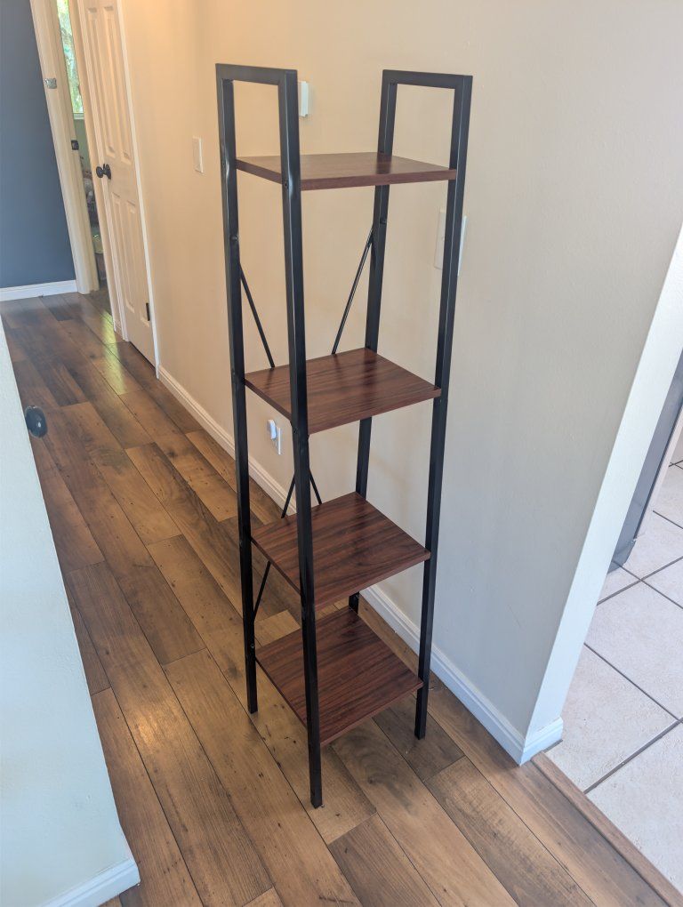 Ladder shelf