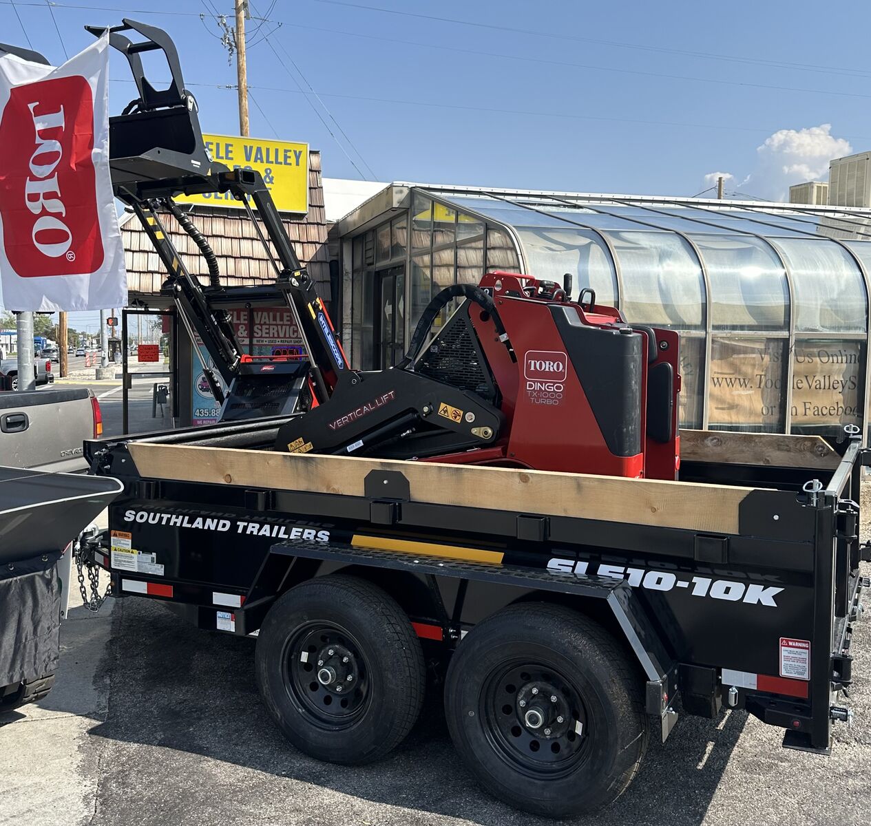 Local Heavy Equipment Rentals – Dump Trailer, Mini Skid Steer, Material Buggy & More