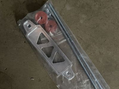 Honda/acura Battery Tie Down