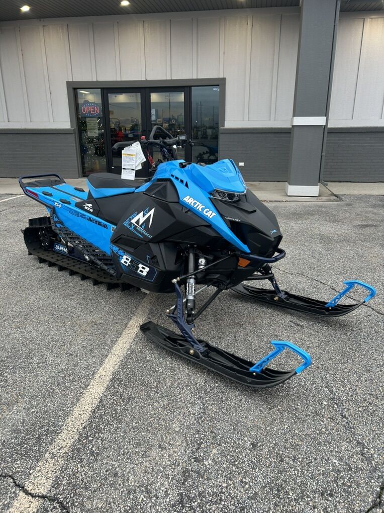 2025 ARCTIC CAT M 858 CATALYST MOUNTAIN CAT 154 3.0 SNOWMOBILE