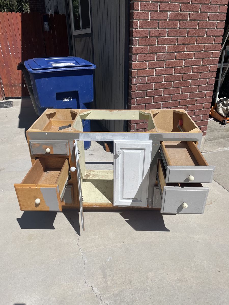 Free Cabinet
