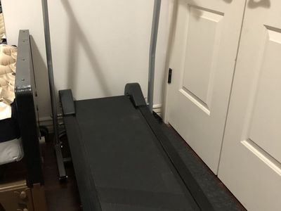 FREE ProGear 190 Manual Treadmill - Space-Saving Design, Foldable for Storage (easy to move)