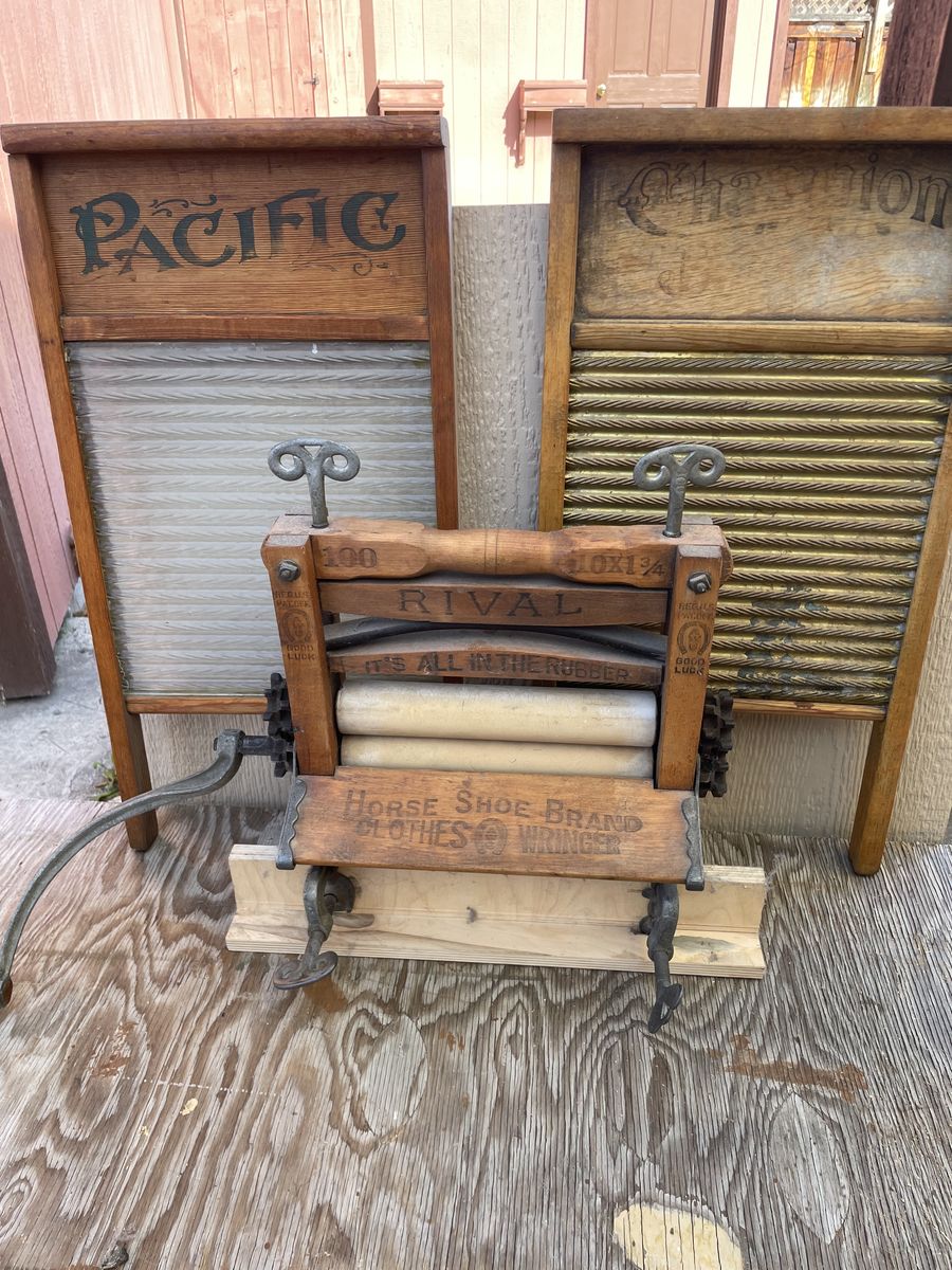 Antique Laundry Room Decorations