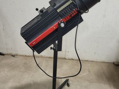 Lyceon The Midget 1206 Stage Lighting Followspot 120V 10A FEL Lamp