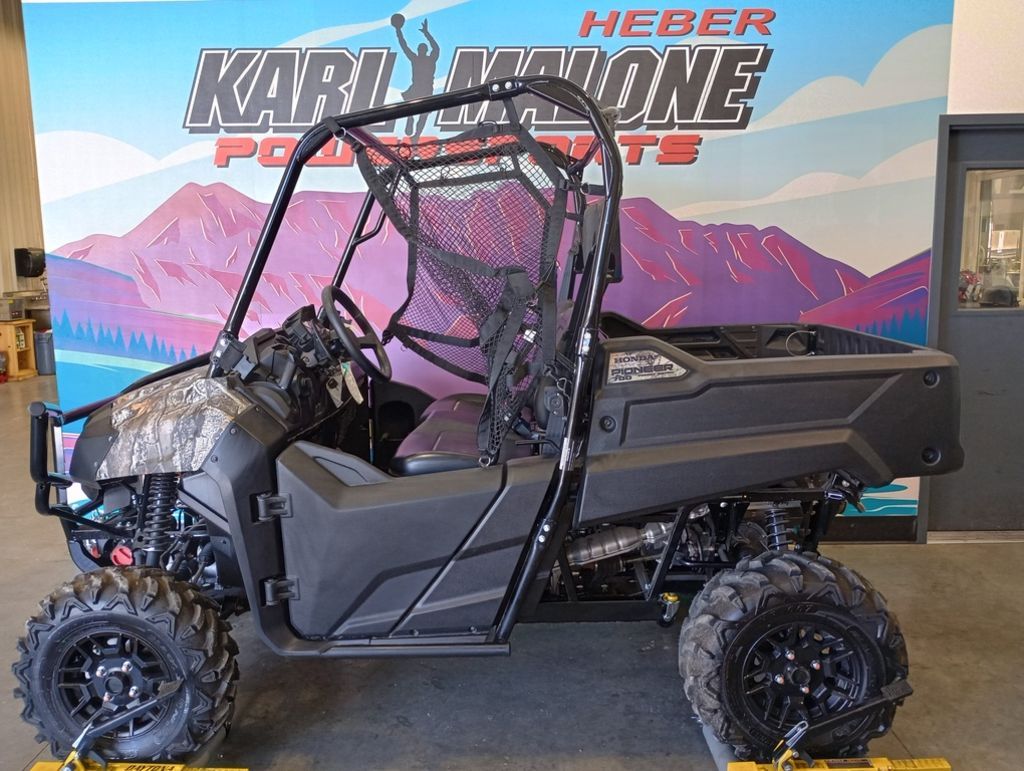 2025 Honda Pioneer 700 Forest TrueTimber Atera Cam