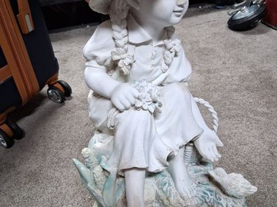 Beautiful Vintage Garden Statue Girl with Hat & Basket White Sculpture Nice!