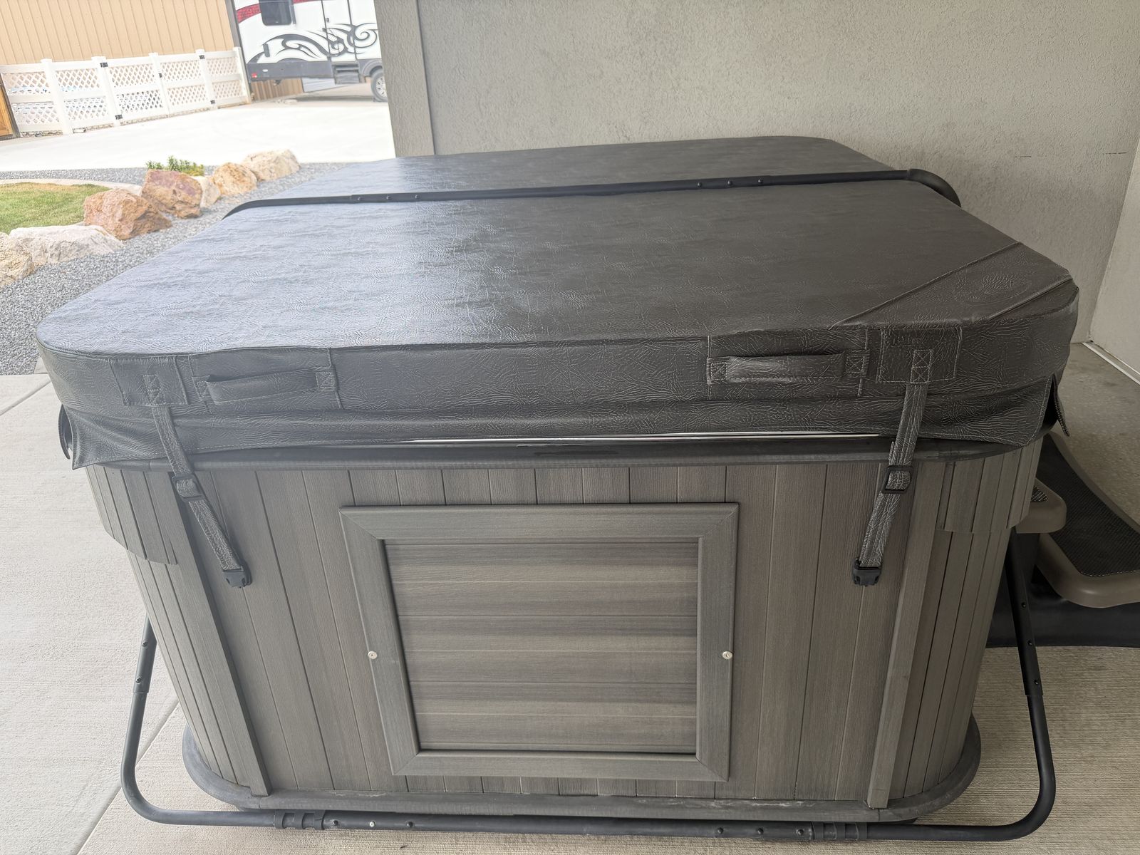 Arctic Spa Signature Series Fox Hot Tub – Excellent Condition