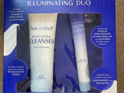 Naturewell Hydrating & Illuminating Duo