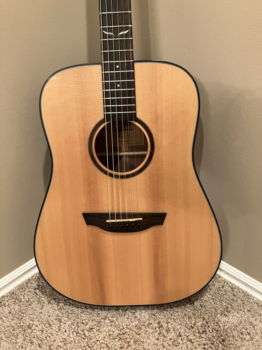 Like New Orangewood Acoustic and Gig Bag REDUCED