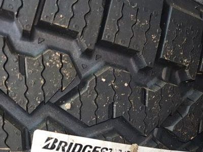 Bridgestone Dueler A/T 275 55 20 (1)