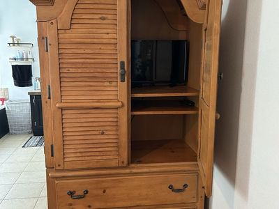 8 PC Bedroom Set