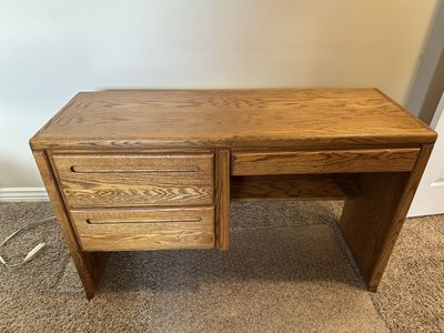 Oak Children’s Desk