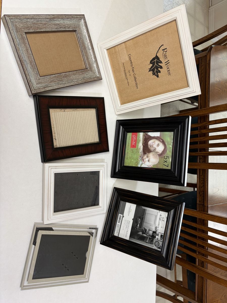 Picture Frame Bundle – 7 Assorted Frames, Great Condition