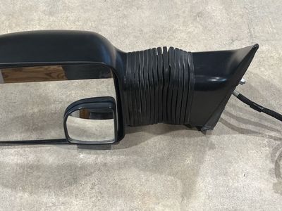 2003-2005 Chevy Silverado /GMC Sierra Driver Side Signal Towing Mirror 15182964