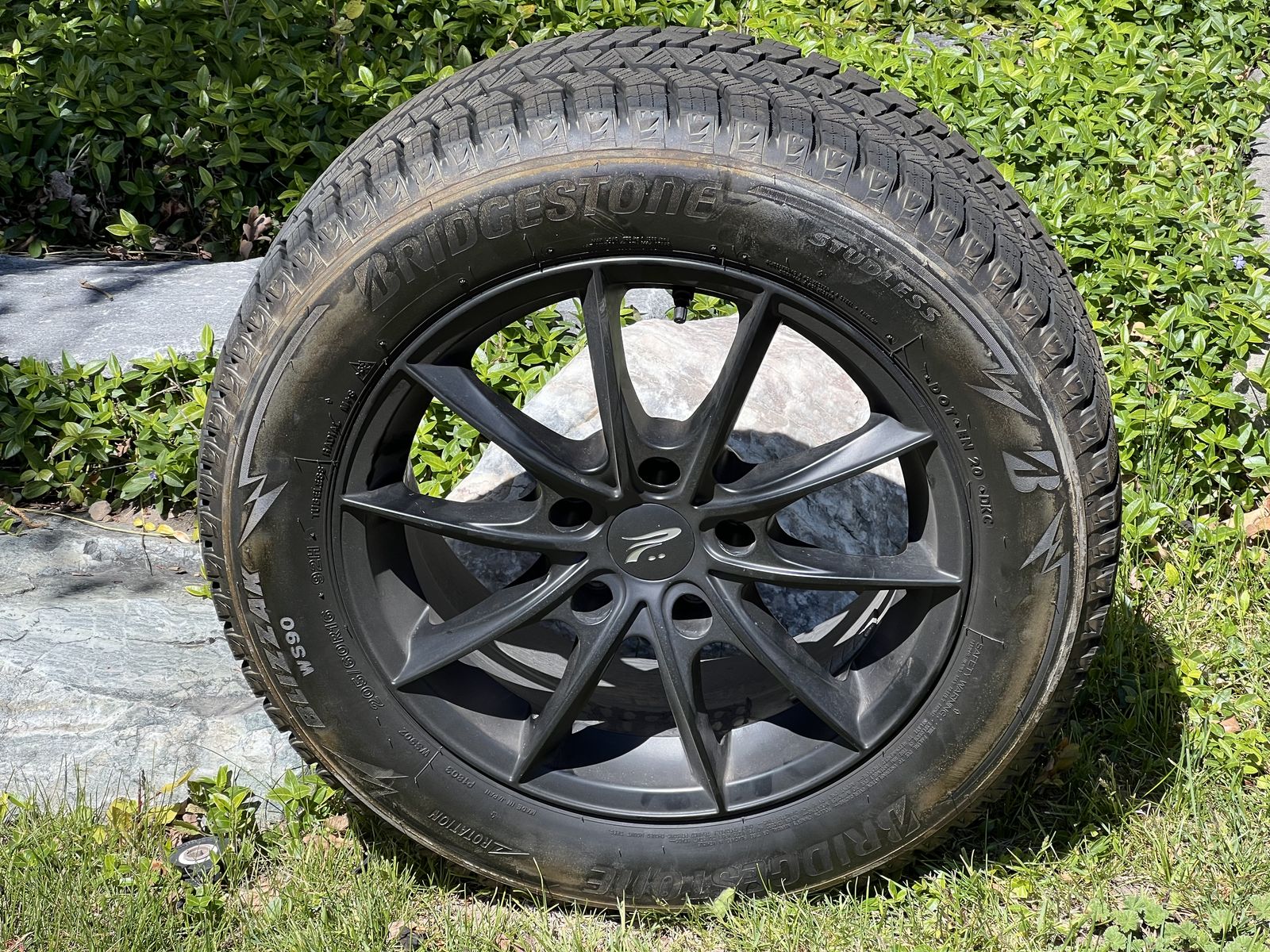 205/60R16 - Mounted Snow Tires