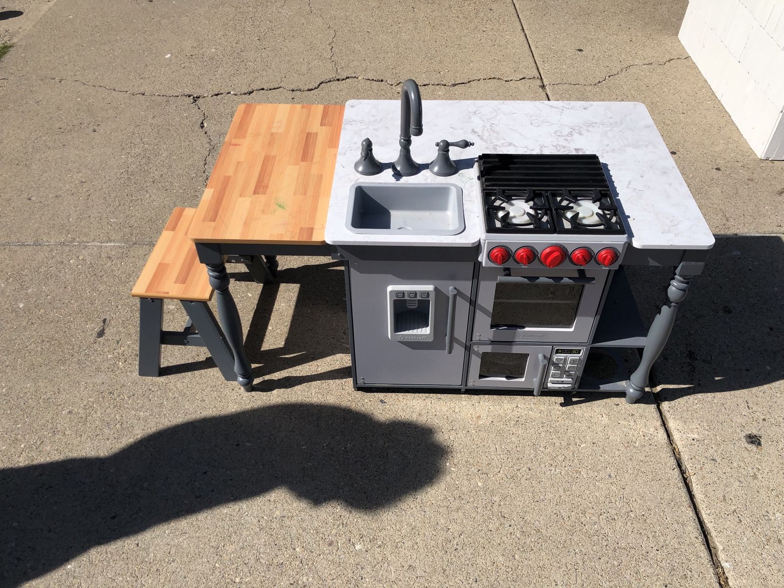 Toy Play Kitchen