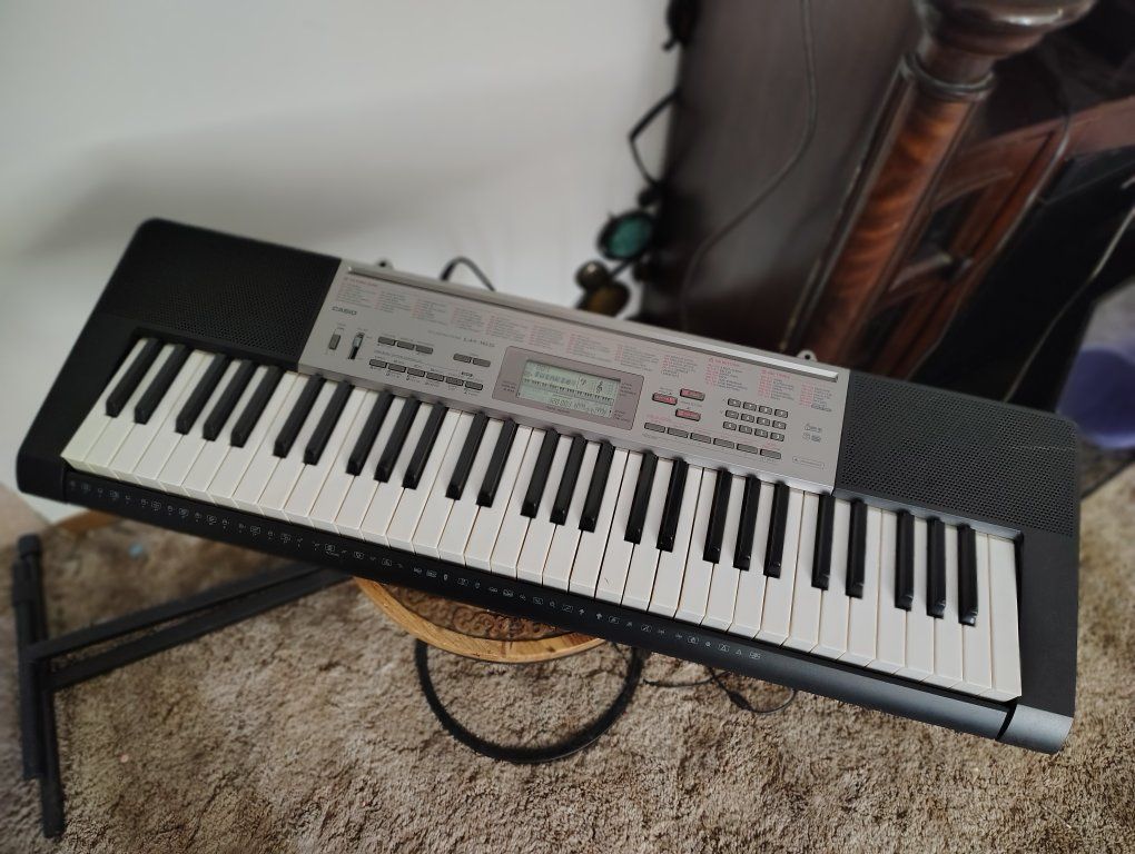 Casio LK-165 Lighted Key Teaching Keyboard Piano with Power Cord