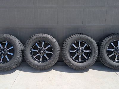 Chevy Silverado / GMC Sierra Wheels