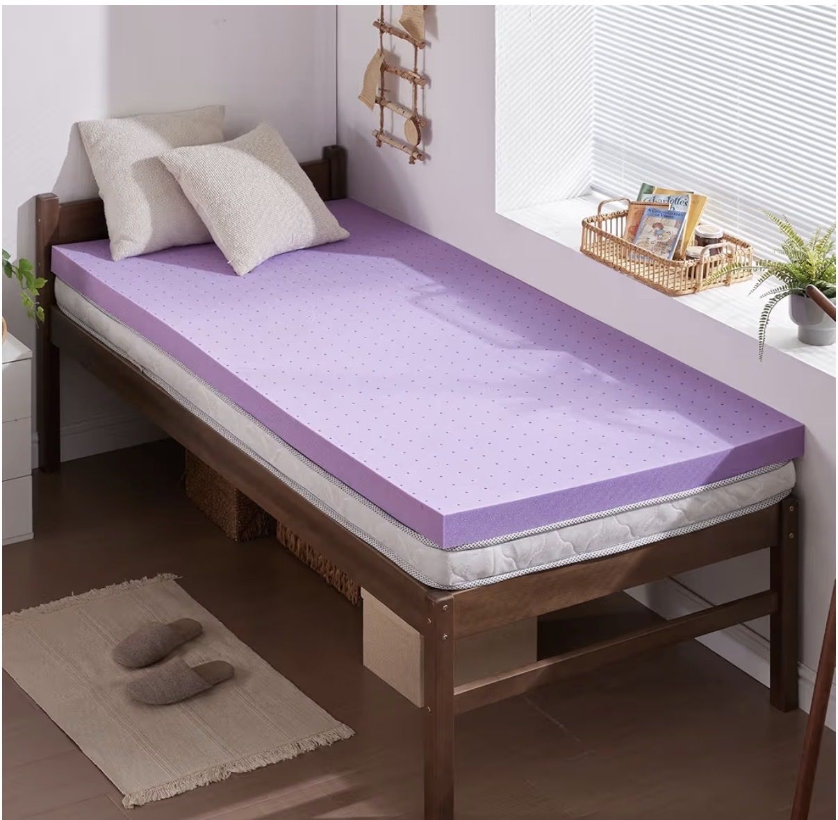 Memory Foam Mattress Topper (Twin Sized)