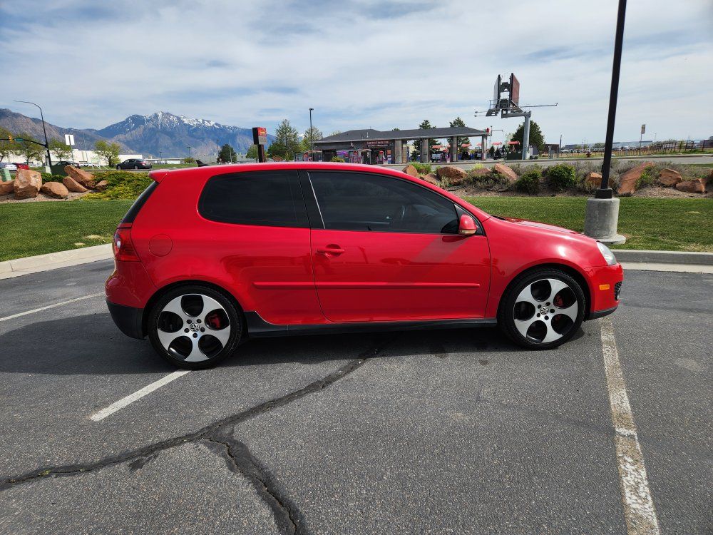 2009 VOLKSWAGEN GTI