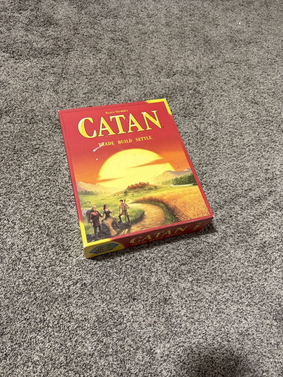 CATAN Board Game - Trade Build Settle Complete Strategy Game Used