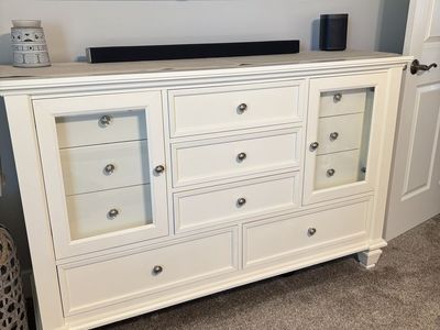 Long Dresser