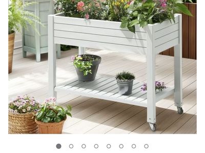 Brand New Mobile Elevated Raised Garden Bed (Self-Watering) – Fully Assembled!