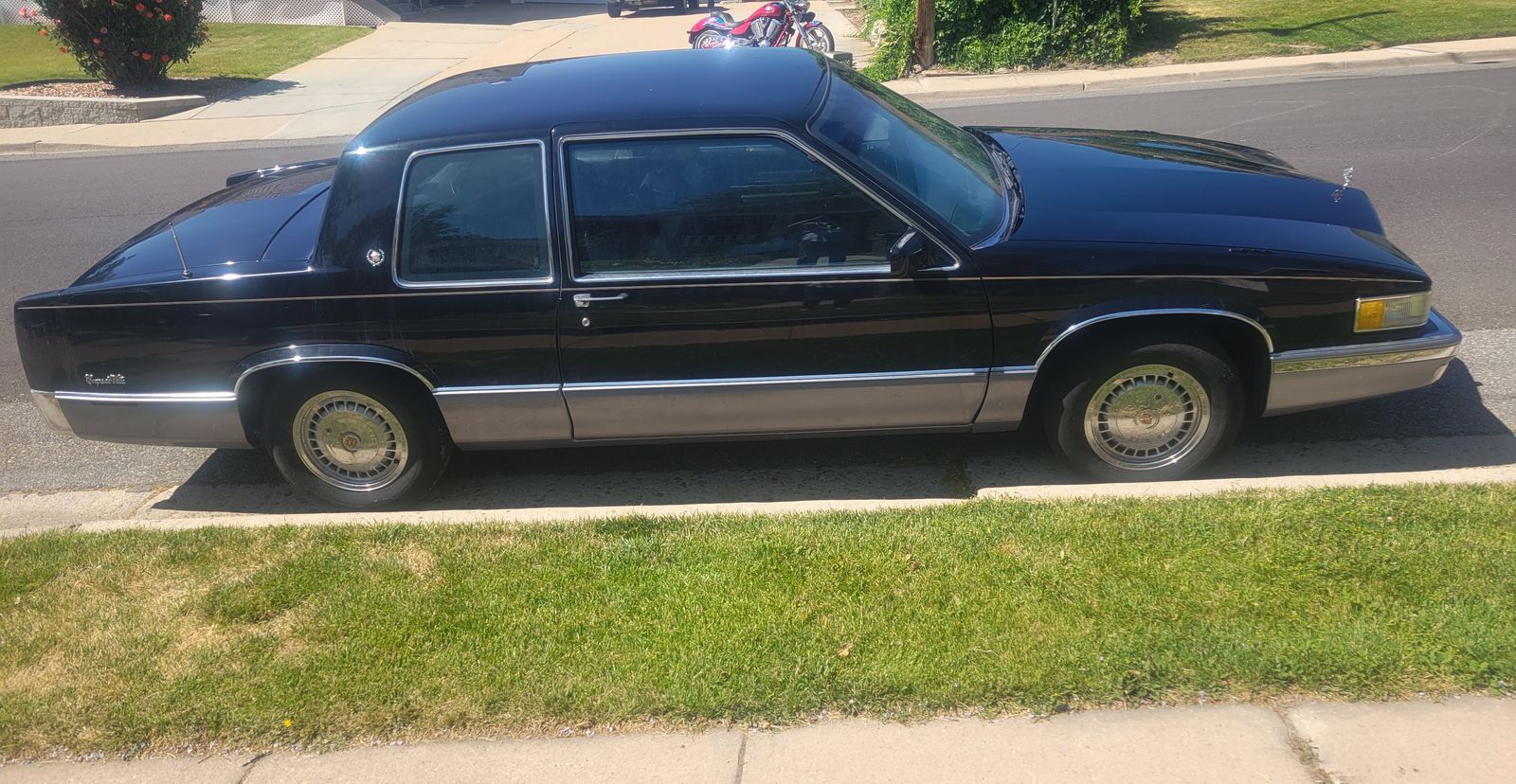 1990 CADILLAC DEVILLE Base