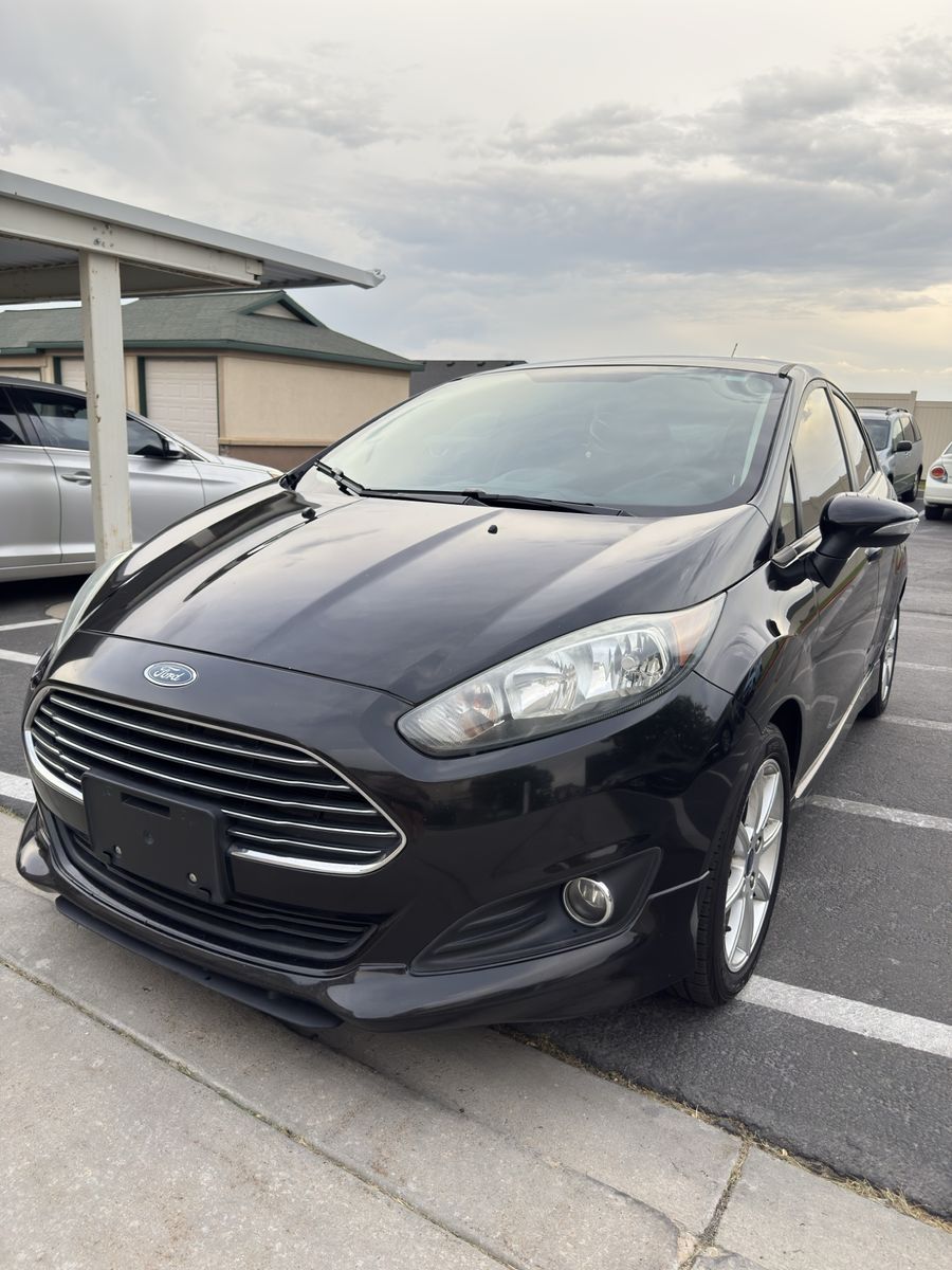 2015 Ford Fiesta SE