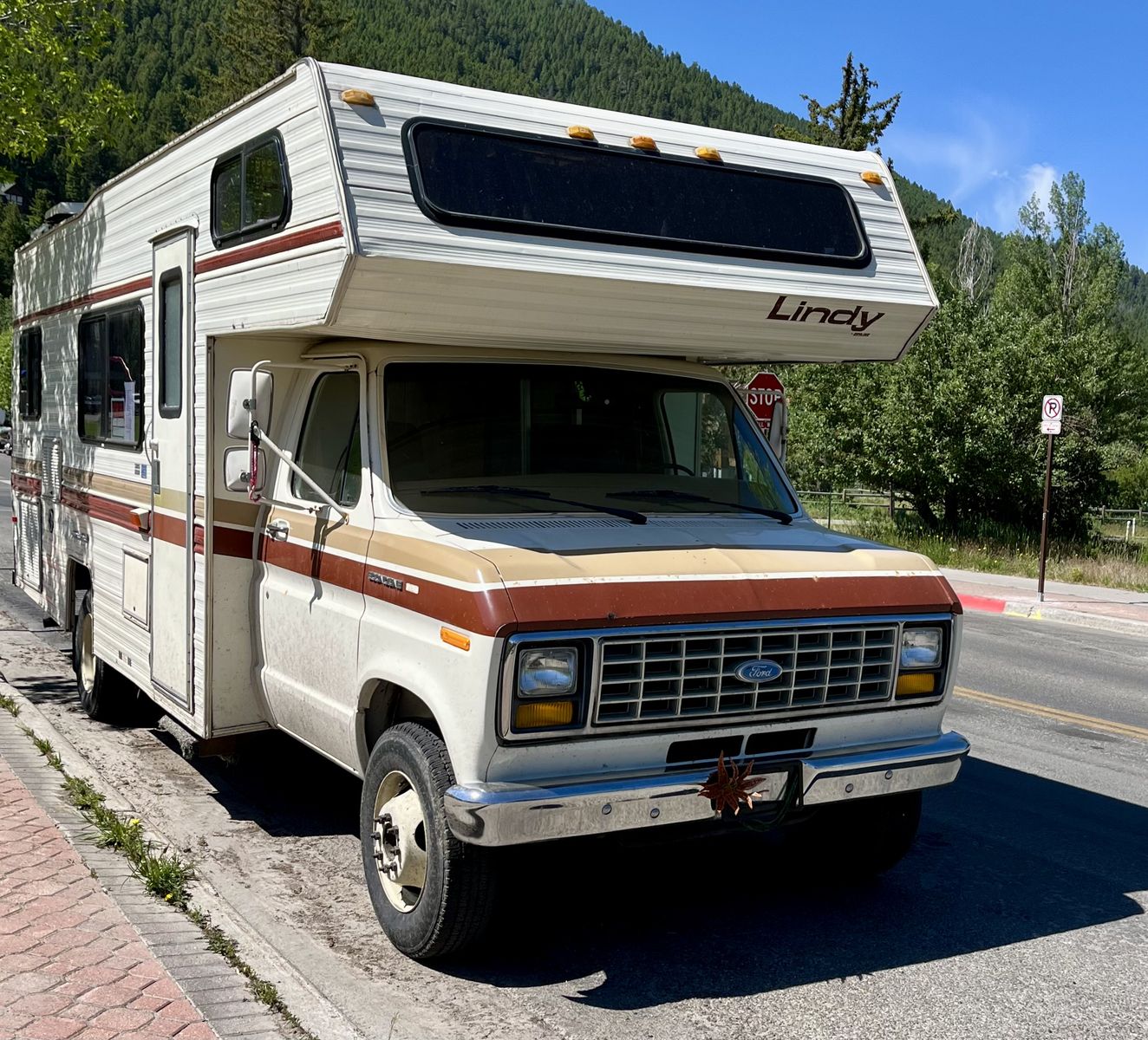1984 Skyline Lindy Class C Motorhome