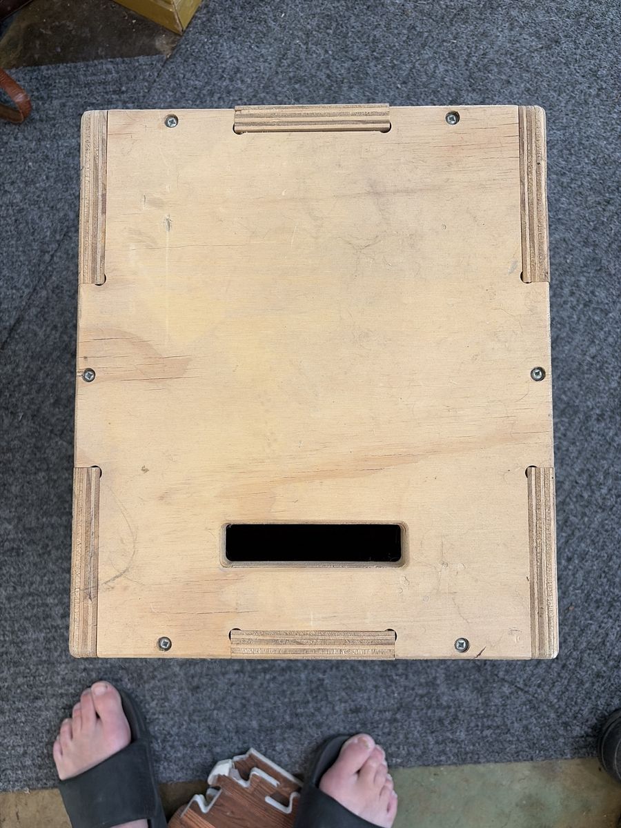 Main image 3