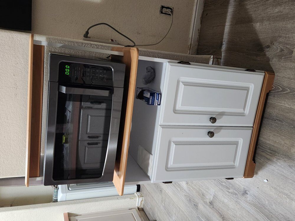 White kitchen cabinet