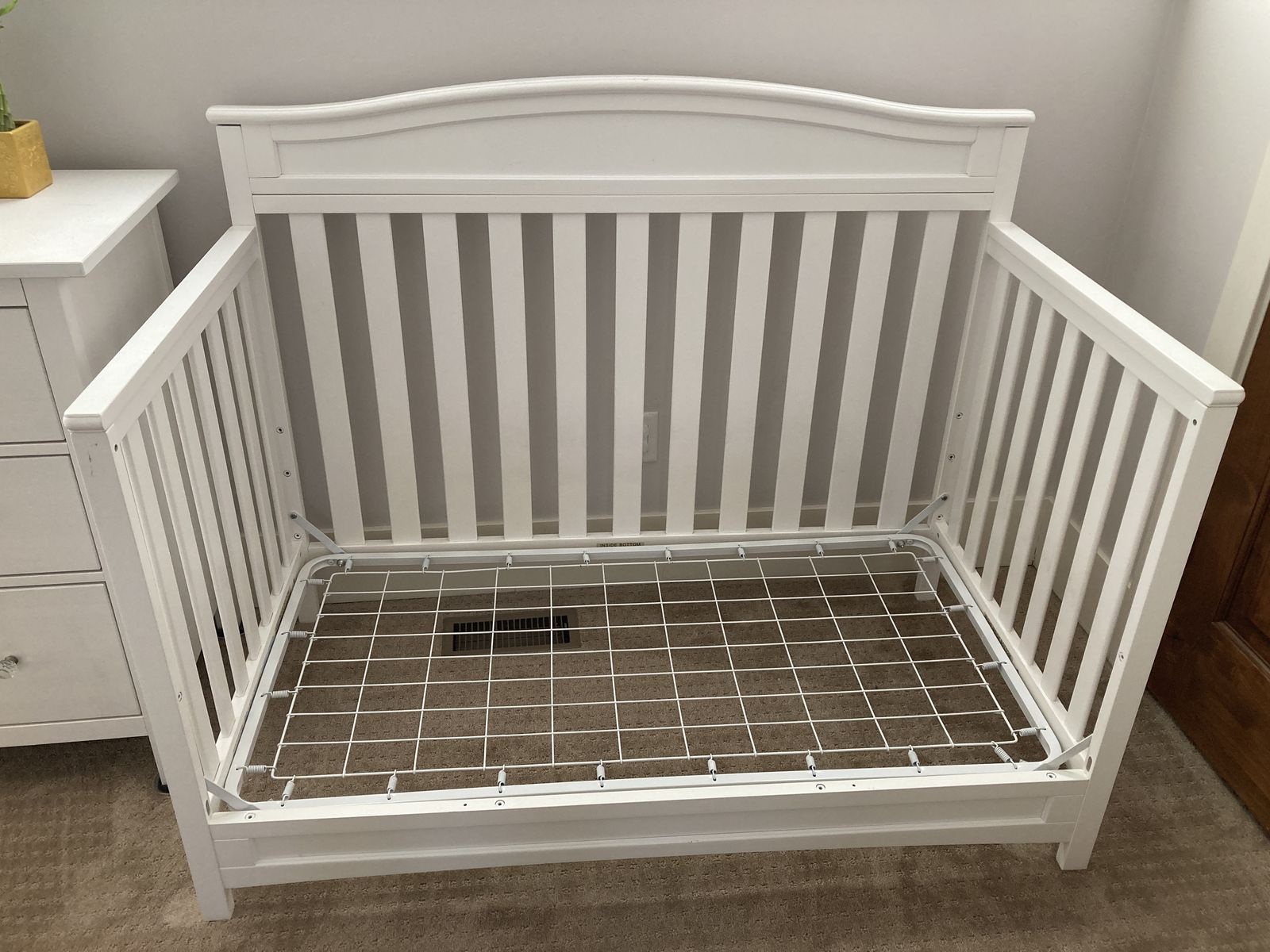 Convertible Crib / Toddler Bed Frame - White