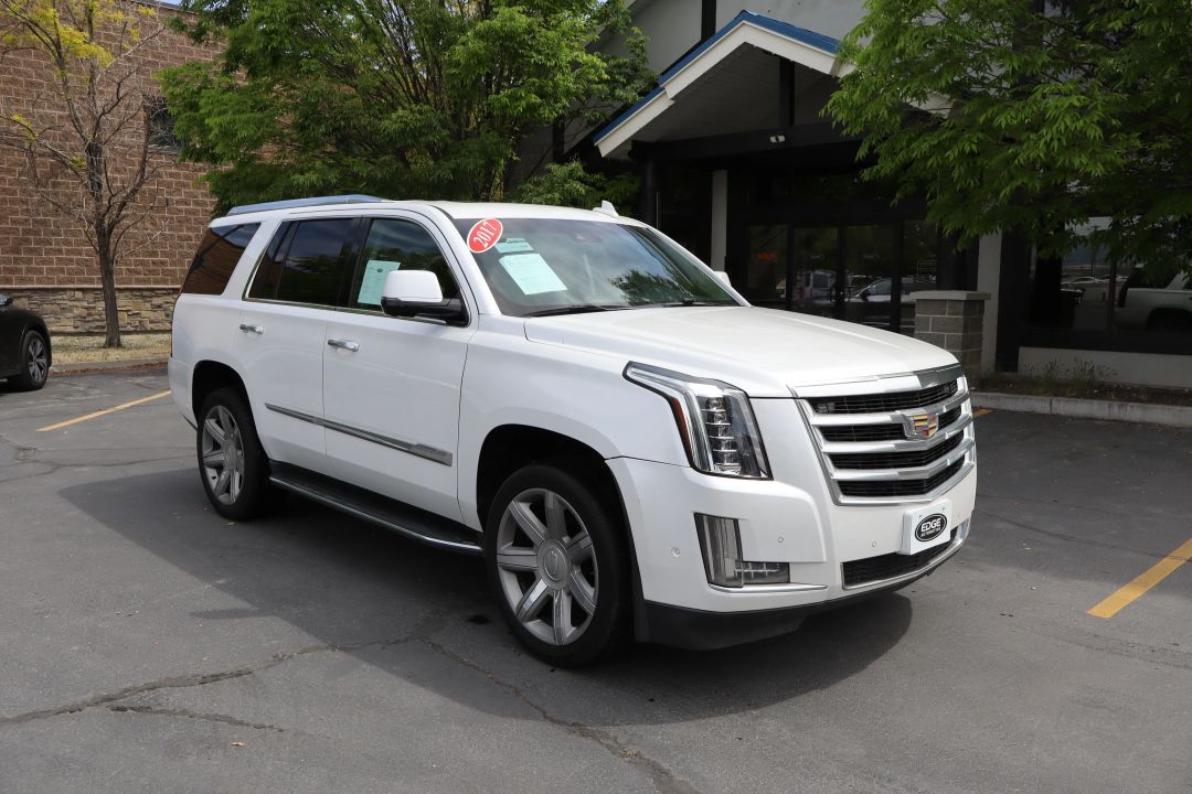 2017 Cadillac Escalade Luxury