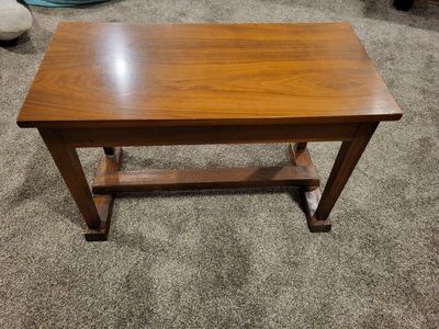 piano bench