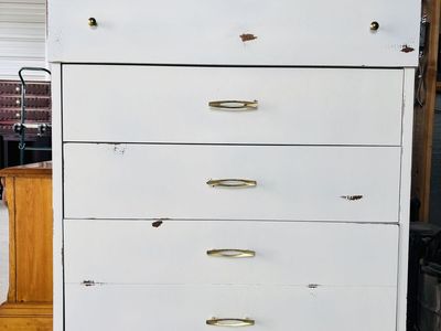 Lil White Shabby Dresser